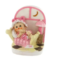 Bébé fille fenêtre Patisdécor-Cerf Dellier Hot