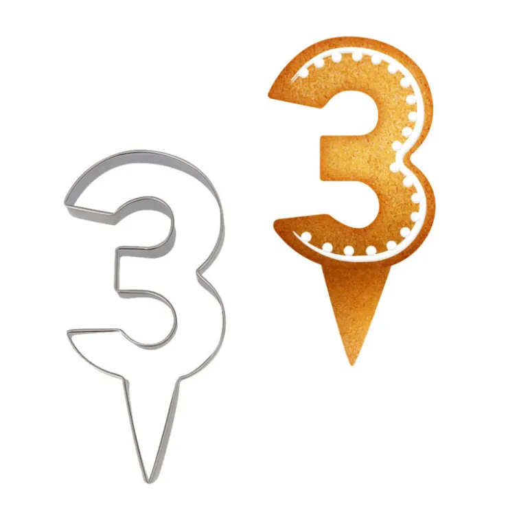 Emporte-pièces cake topper "3"-Cerf Dellier Hot