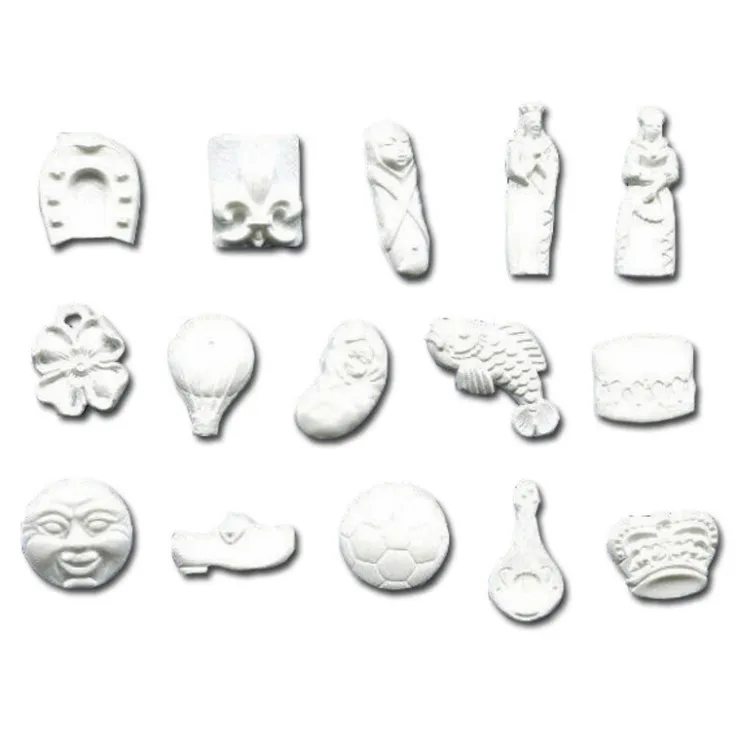 Fèves en plastique blanches assorties (x1000)-Cerf Dellier New