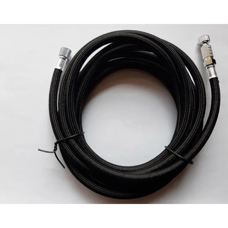 Kit tuyau et 3 raccords pour aérographe colani-Cerf Dellier
