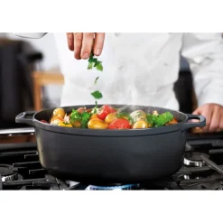 Le Chasseur cocotte ovale avec couvercle noire 25 x 19 cm-Cerf Dellier Best