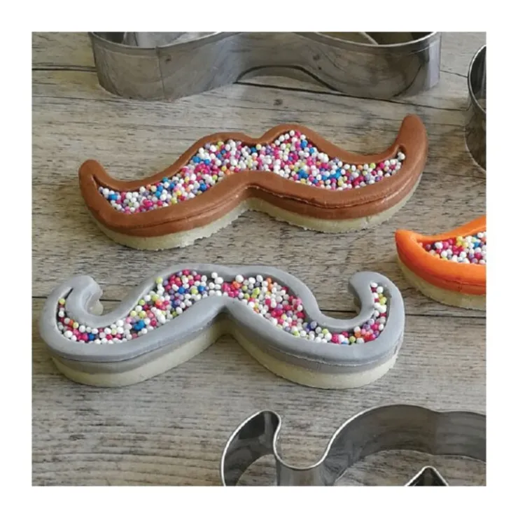 Lot de 3 emporte-pièces moustaches en inox-Cerf Dellier Clearance