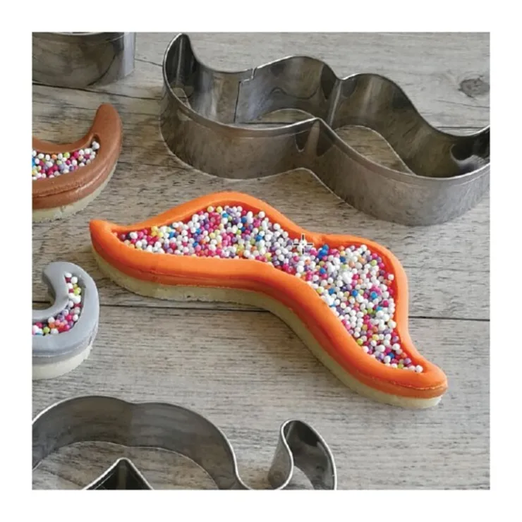 Lot de 3 emporte-pièces moustaches en inox-Cerf Dellier Clearance