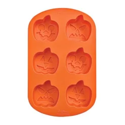 Moule silicone 6 citrouilles Halloween Wilton-Cerf Dellier Clearance